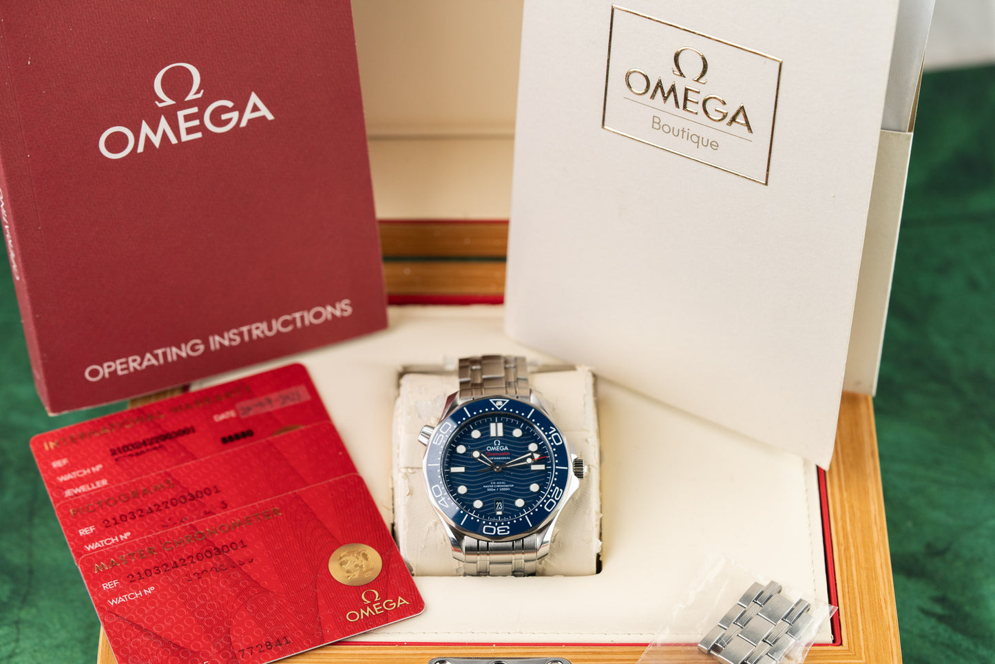 Omega Seamaster Diver 300M 210.32.42.20.03.001 bracelet - Pre-Owned Sydney