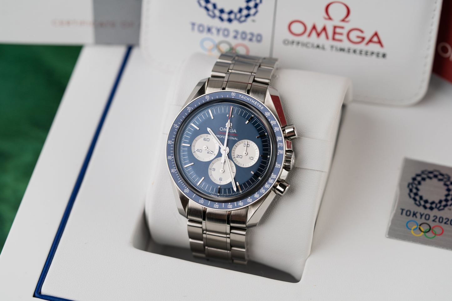 Omega Speedmaster 2020 Tokyo 522.30.42.30.03.001 2019 Model