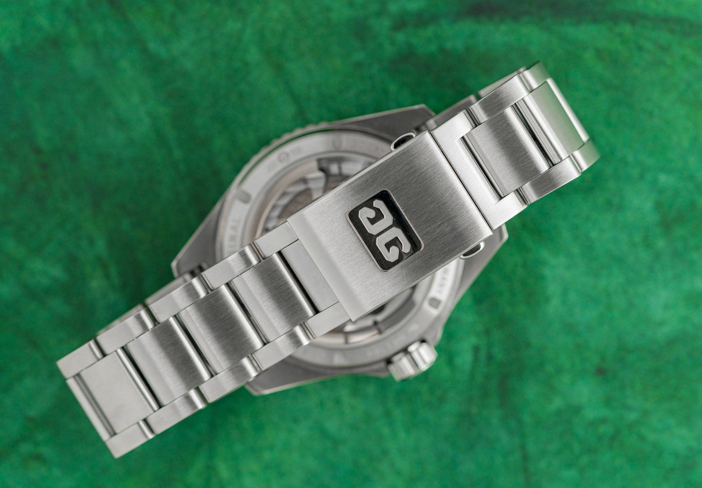 Glashütte Original SeaQ Panorama Date 1 36 13 07 83 33 Green Dial 2023 Model