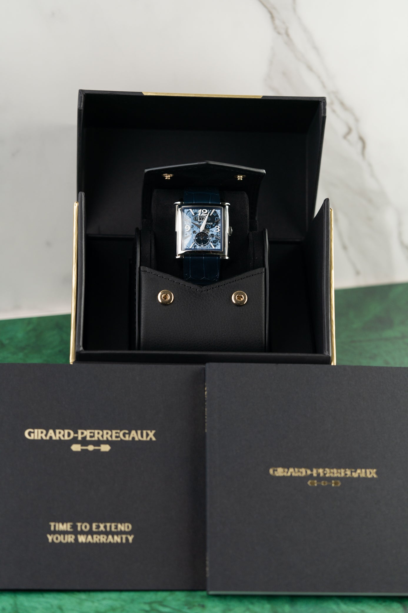 Girard Perregaux Vintage 1945 Xxl 25882-11-421-BB4A Stainless Steel 2025 Model