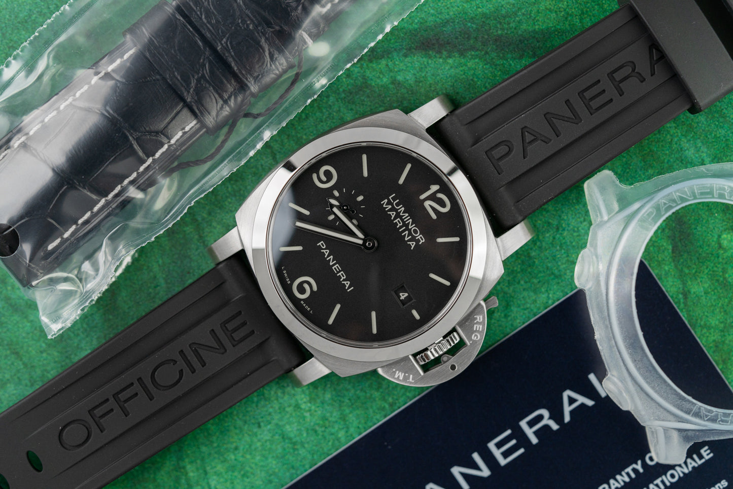 Panerai Luminor Marina PAM03312 Black Dial 2025 NEW UNWORN