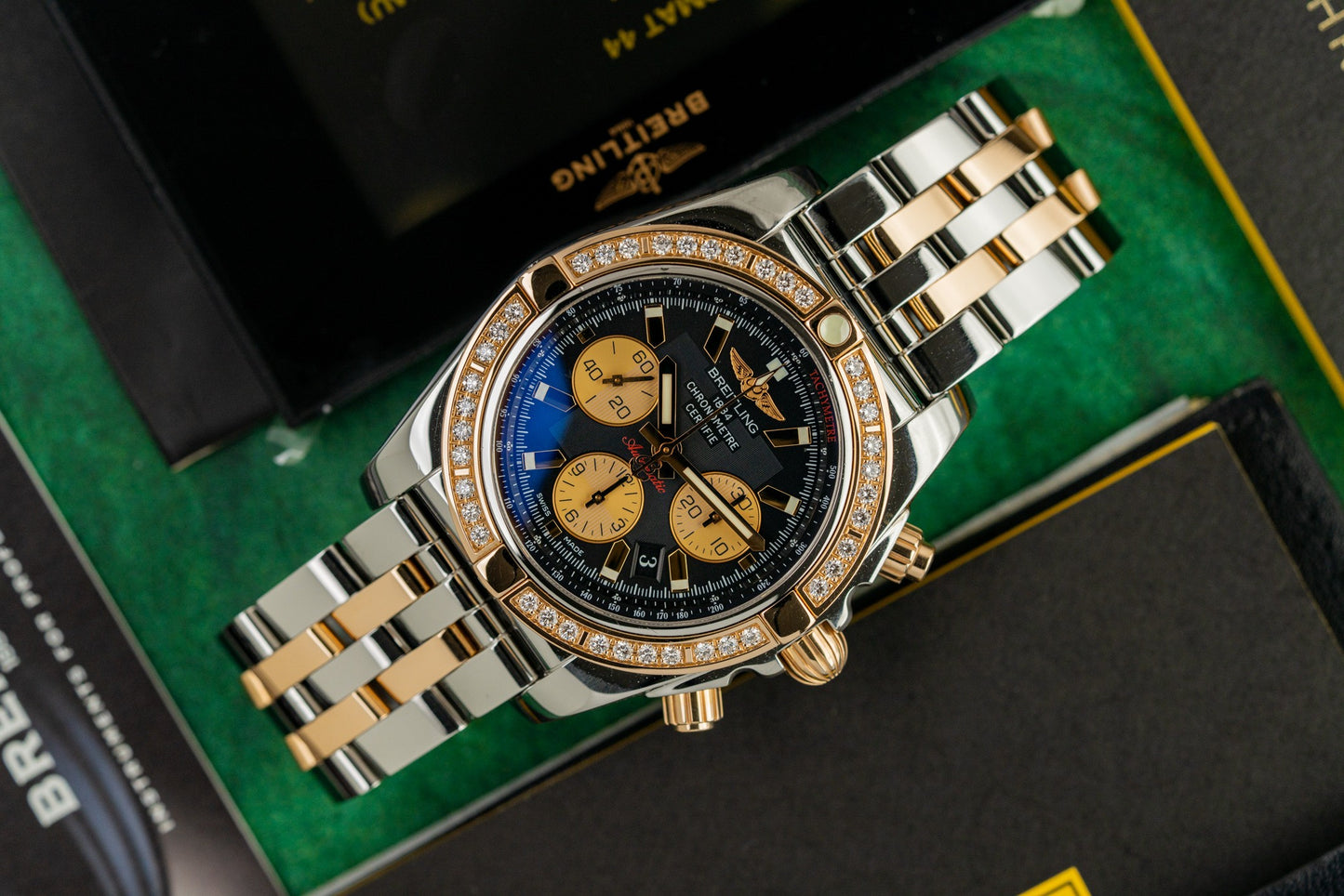 Breitling Chronomat 44 Two Tone Yellow Gold CB011053/B968 Factory Diamond Bezel