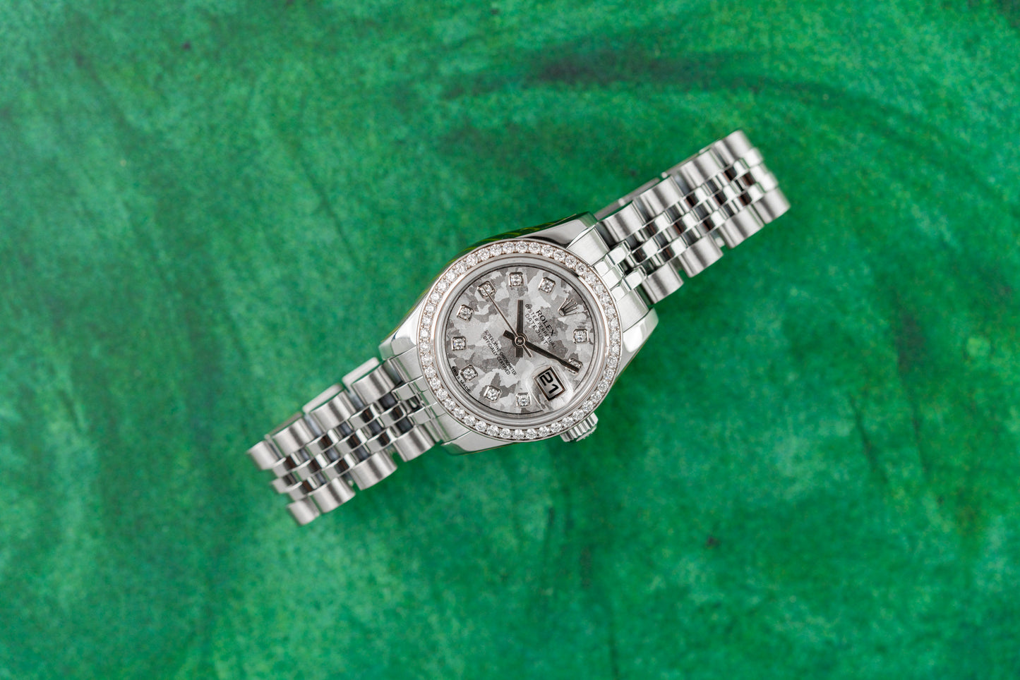 Rolex Lady-Datejust 26 Crystal Diamond Dial Factory Bezel 2011 Model
