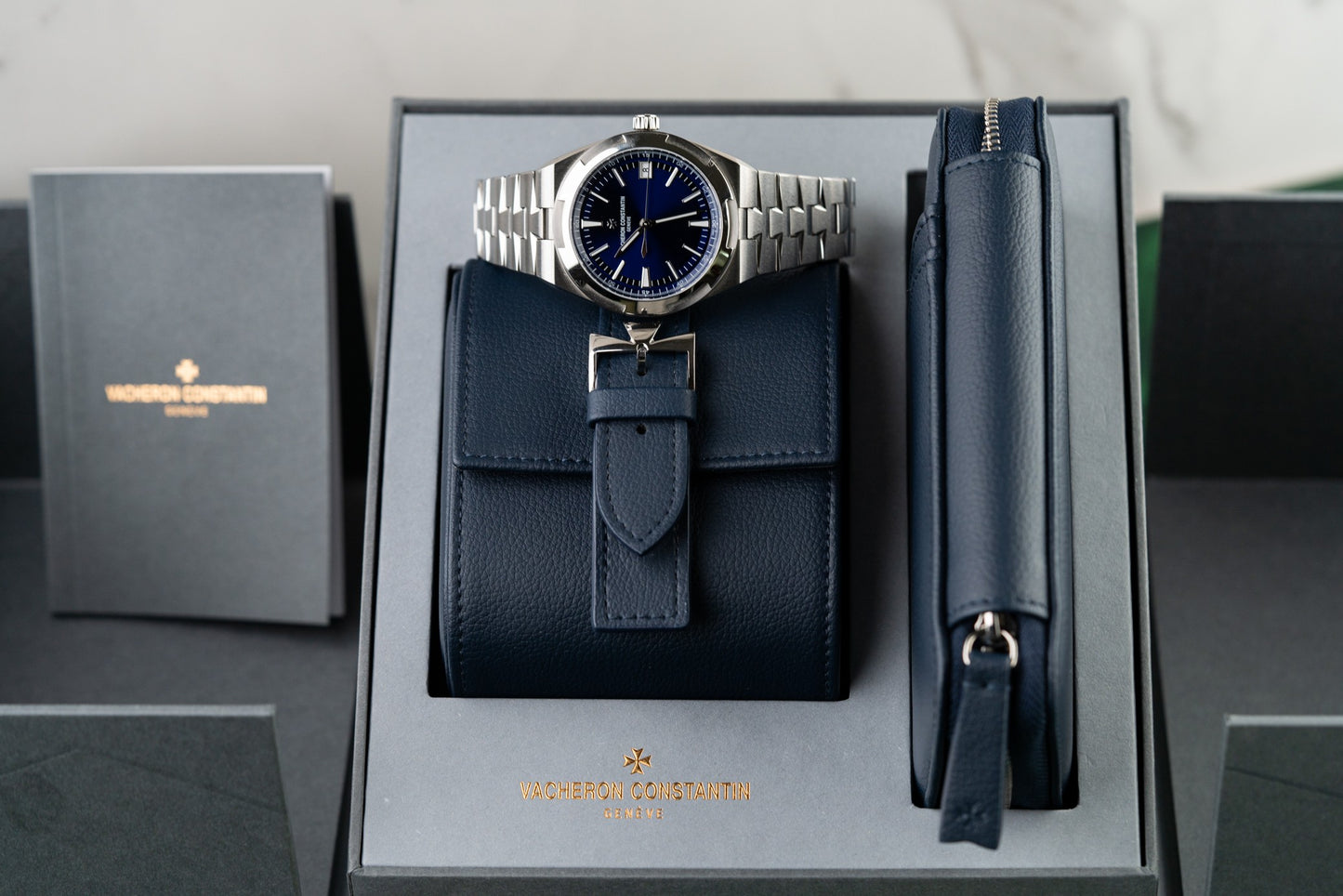 Vacheron Constantin Overseas 4520V/210A-B128 Blue Dial Stainless Steel 2025