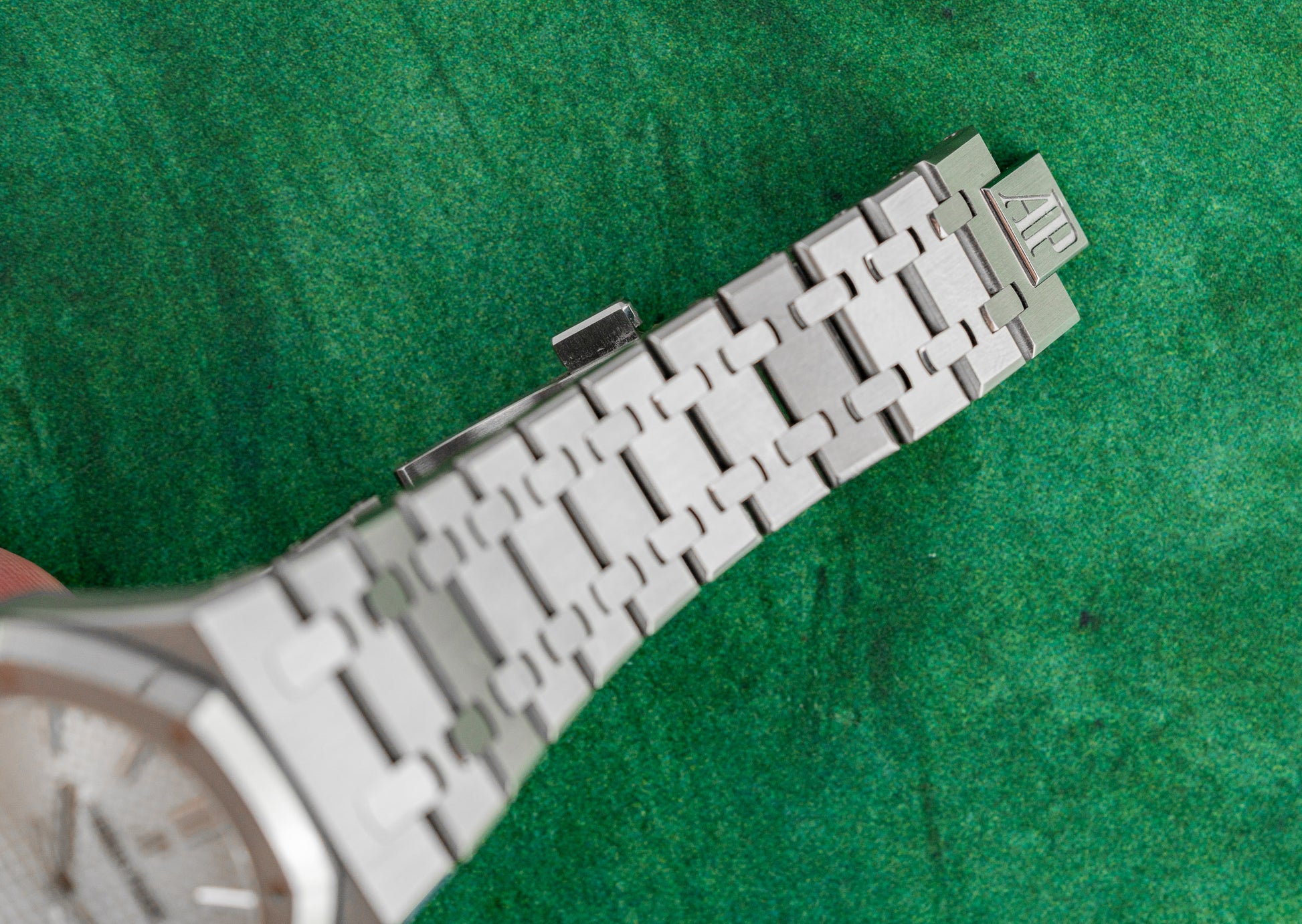 Audemars Piguet Royal Oak 15500ST.OO.1220ST.04 White Dial 2020 Model