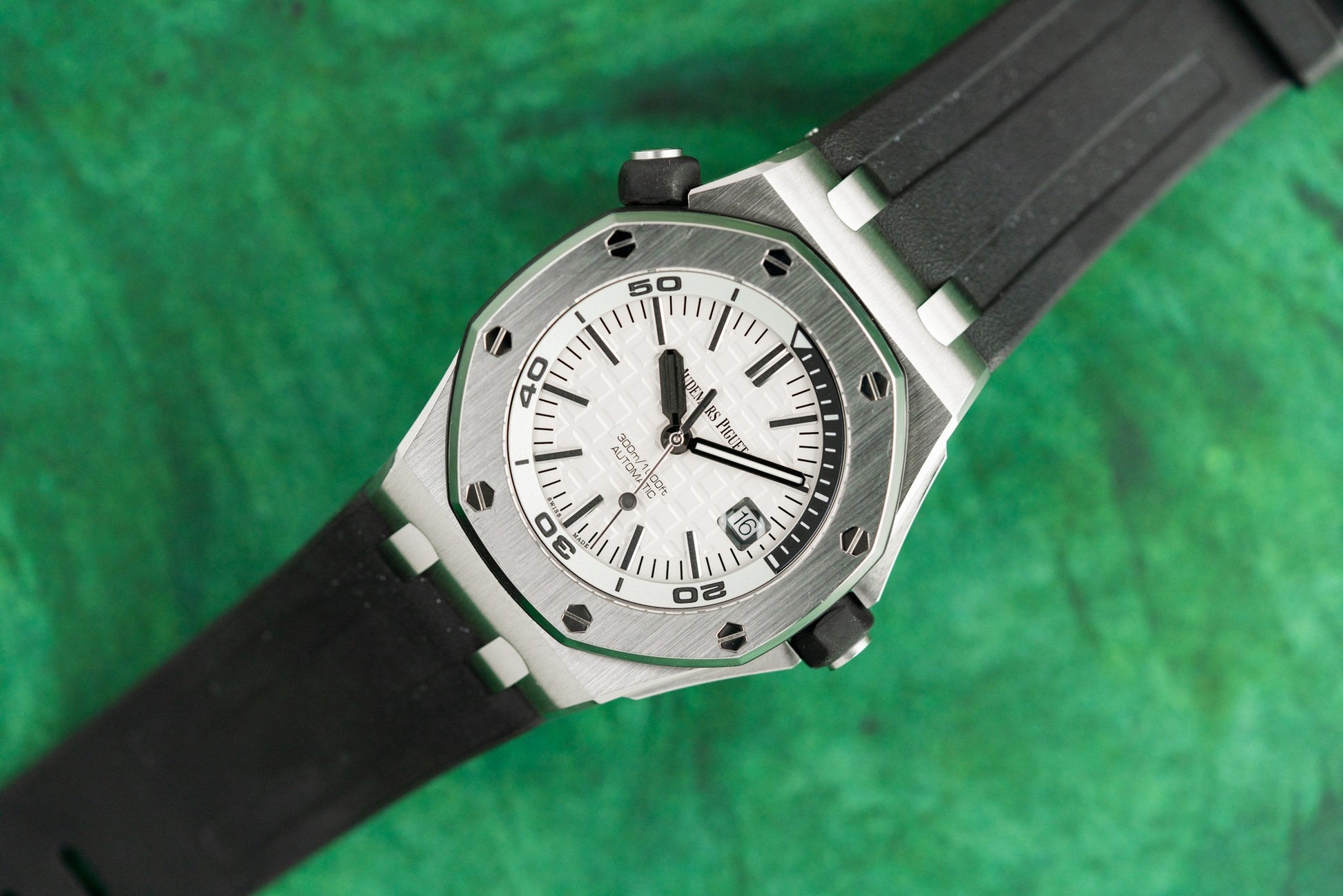  Audemars Piguet Royal Oak 15710ST.OO.A010CA.01 Offshore Diver 2017 Model
