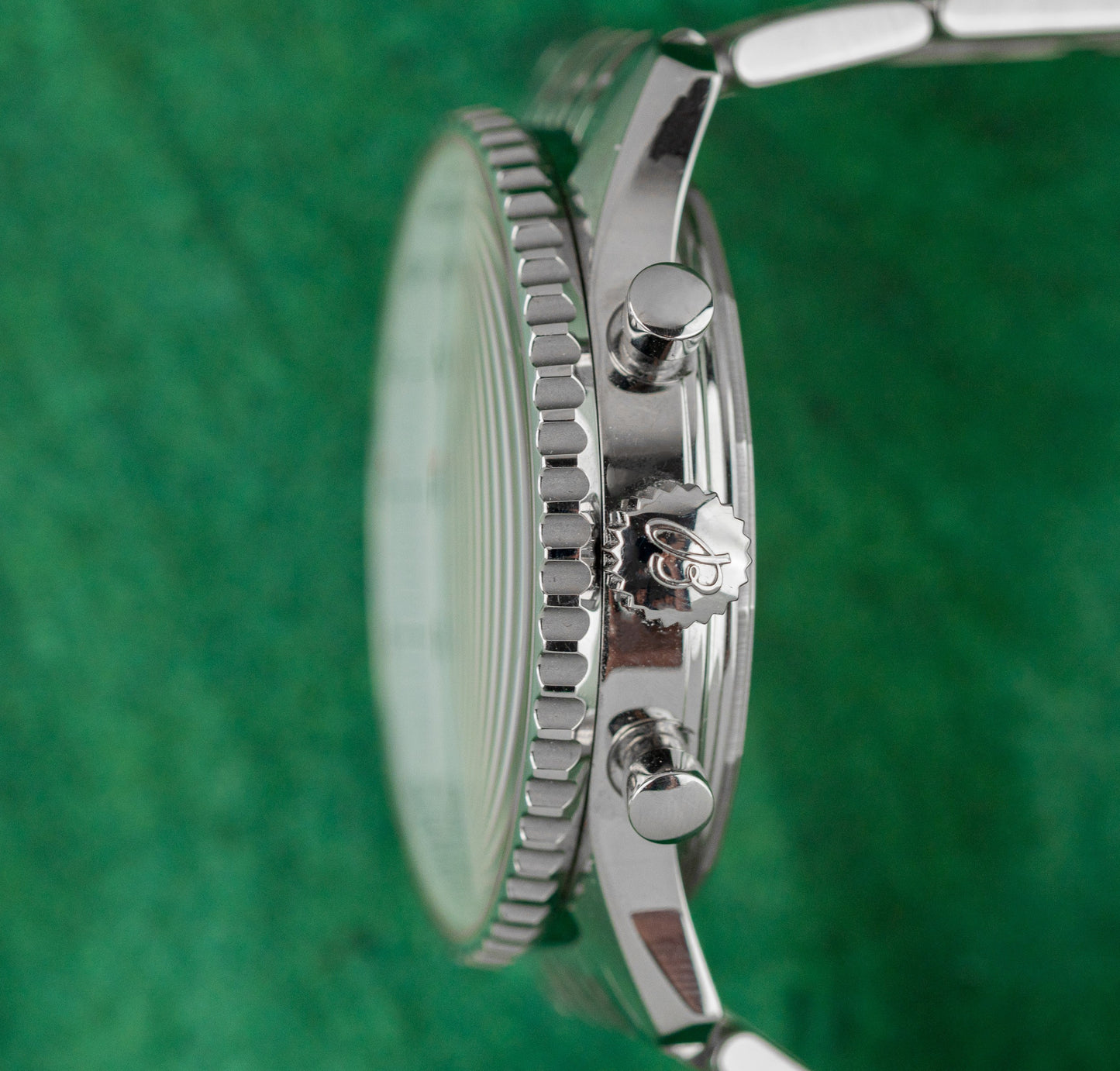 Breitling Navitimer 01 AB012012/BB01 Stainless steel Black Dial 43mm 2018 Model