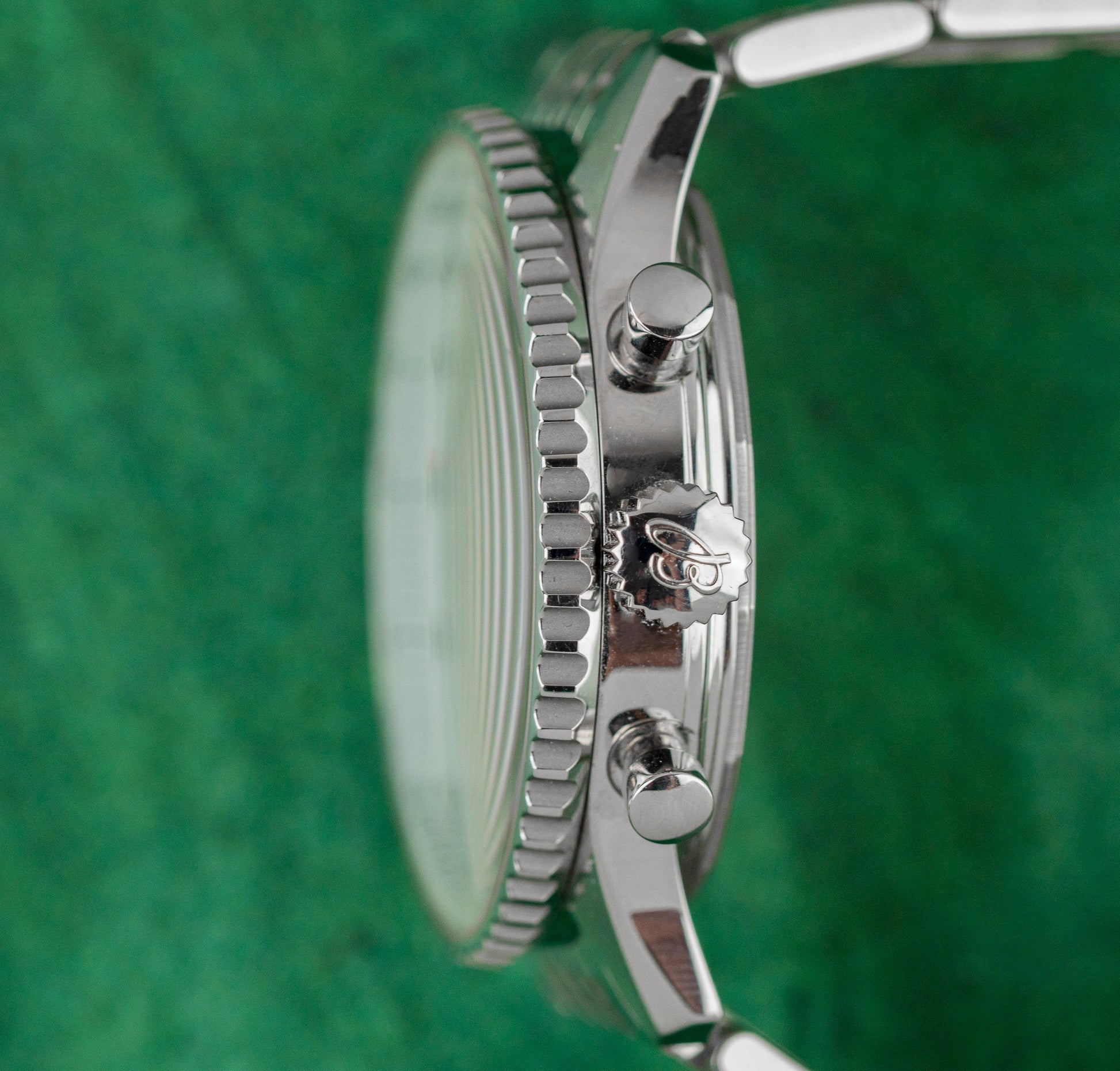 Breitling Navitimer 01 AB012012/BB01 Stainless steel Black Dial 43mm 2018 Model