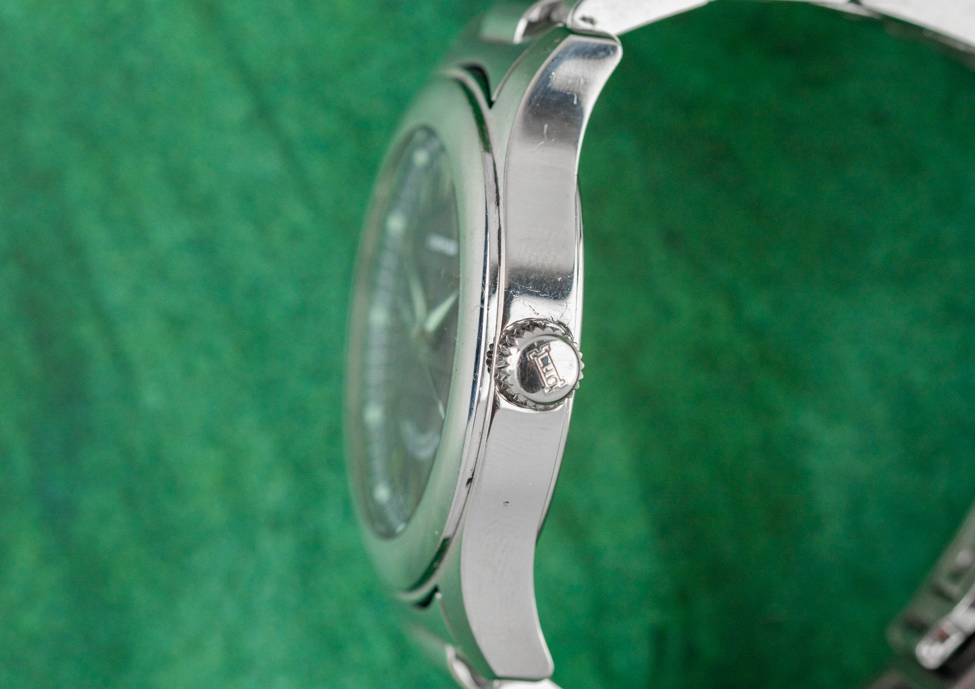 Chopard L.u.c. Sport 16/8200 Black dial on Bracelet