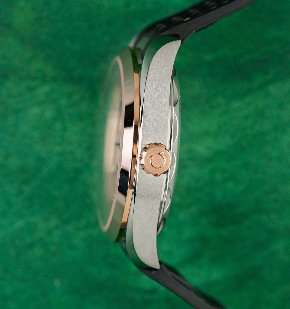 Omega Aqua Terra 150M 220.22.41.21.02.001 Silver Dial Sedna Gold Crown Case Profile - The Watch Business Sydney CBD