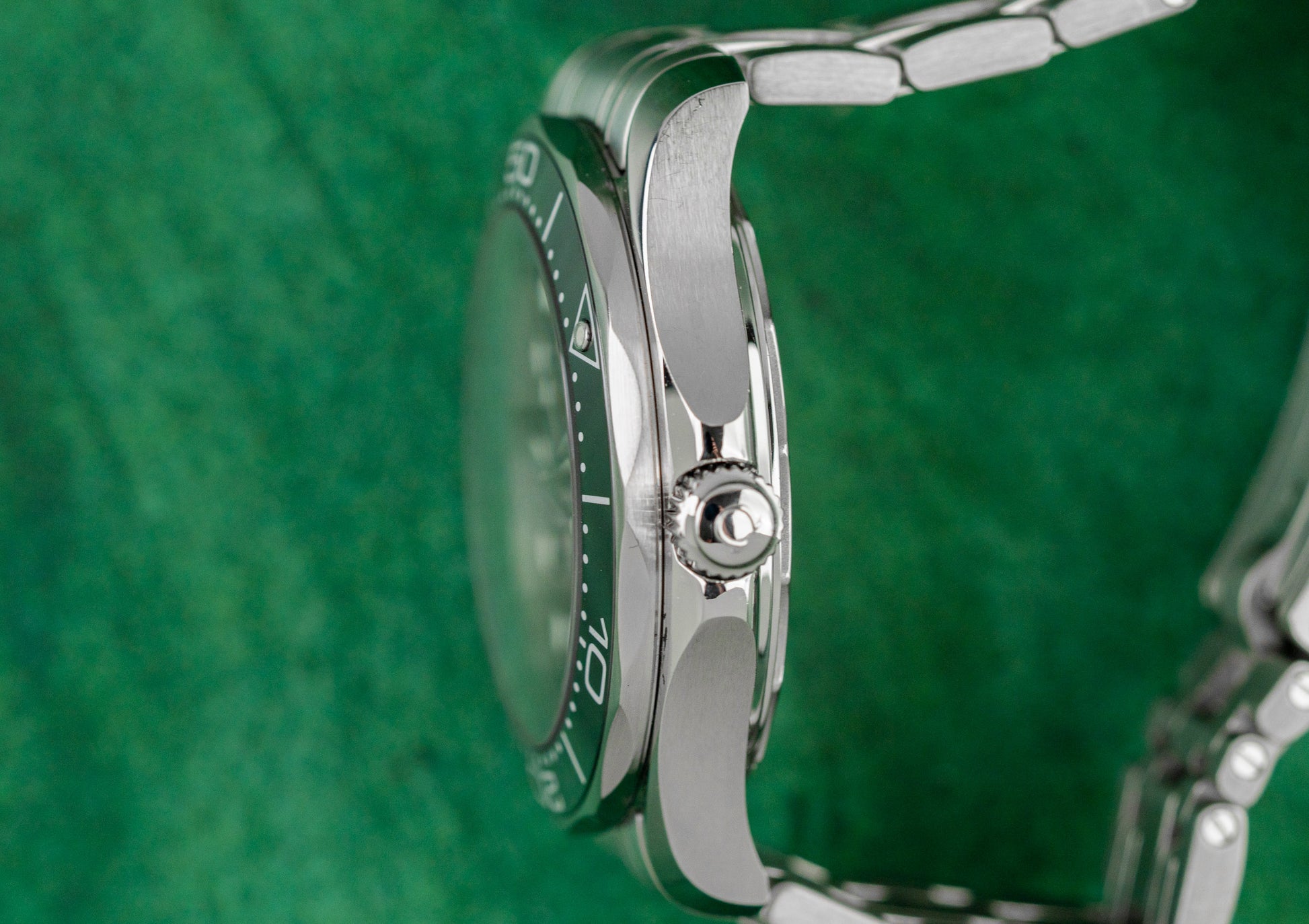 Omega Seamaster Diver 300M 210.30.42.20.01.001 Black Dial Stainless Steel