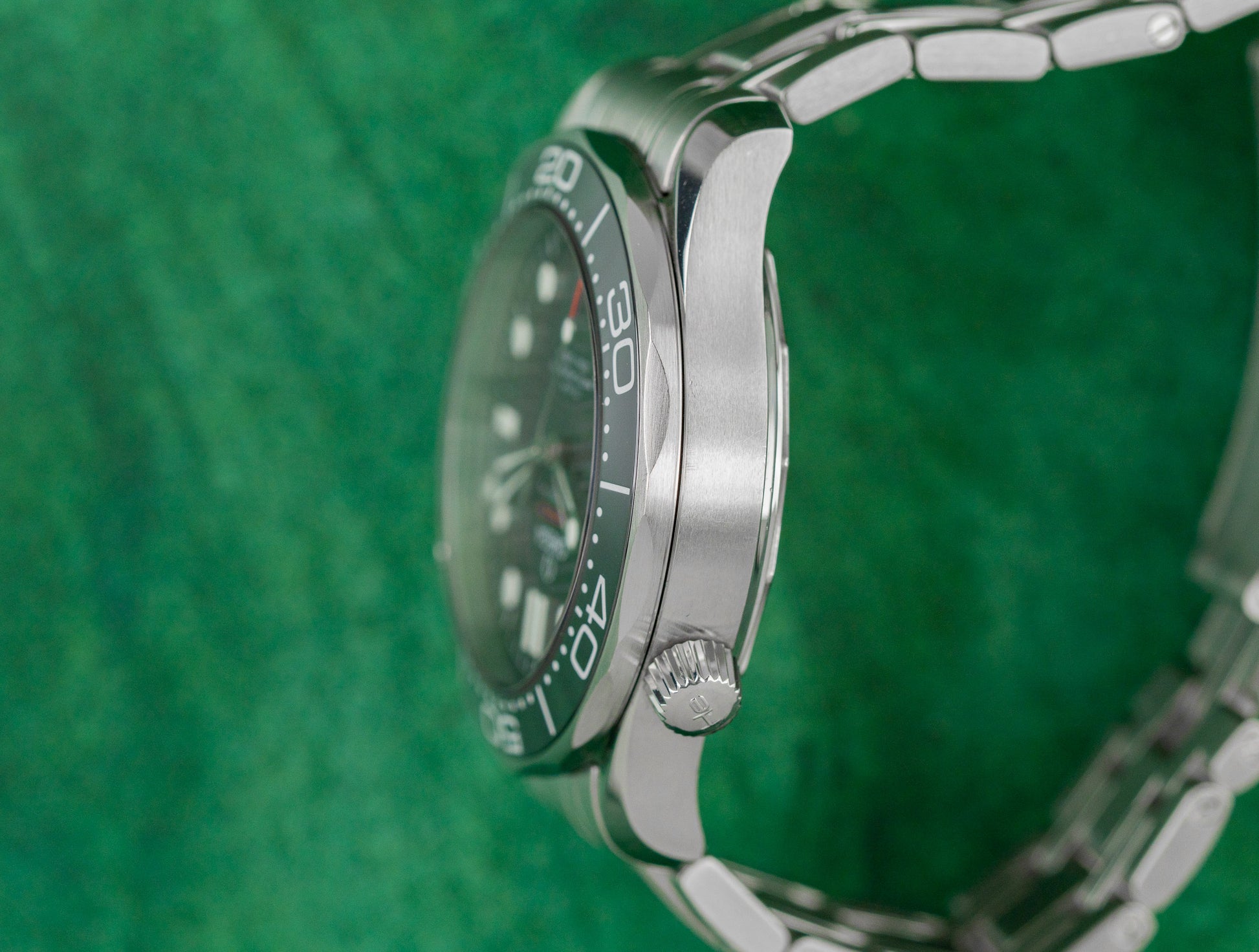 Omega Seamaster Diver 300M 210.30.42.20.01.001 Black Dial Stainless Steel