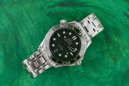 Omega Seamaster Diver 300M 210.30.42.20.10.001 'Seaweed' 2023 Model