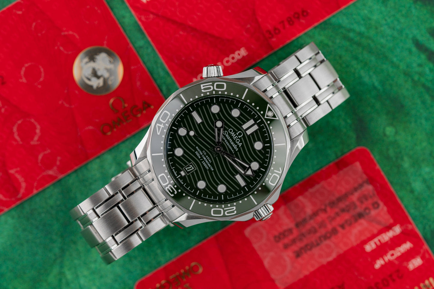 Omega Seamaster Diver 300M 210.30.42.20.10.001 'Seaweed' 2023 Model