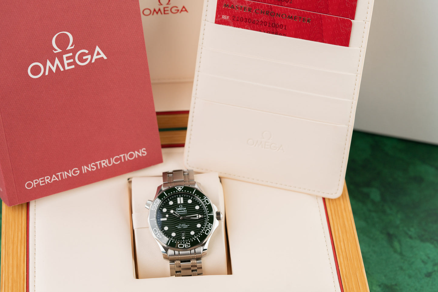 Omega Seamaster Diver 300M 210.30.42.20.10.001 'Seaweed' 2023 Model