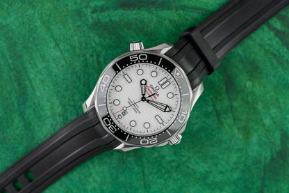 Omega Seamaster Diver 300M 210.32.42.20.04.001 White Dial Rubber Strap 2021 - The Watch Business Sydney