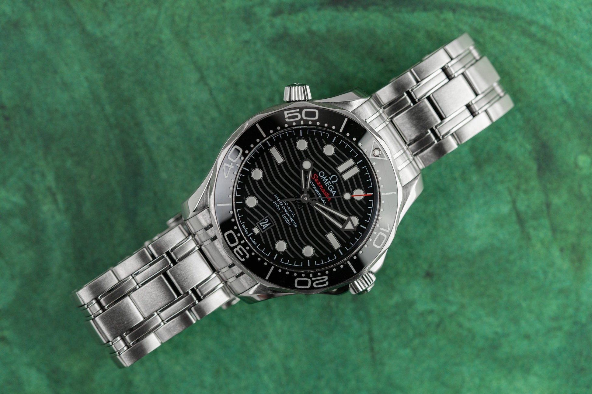 Omega Seamaster Diver 300 210.30.42.20.01.001 Black Dial 2019 