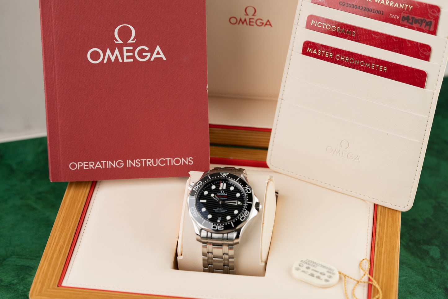 Omega Seamaster Diver 300 210.30.42.20.01.001 Black Dial 2019