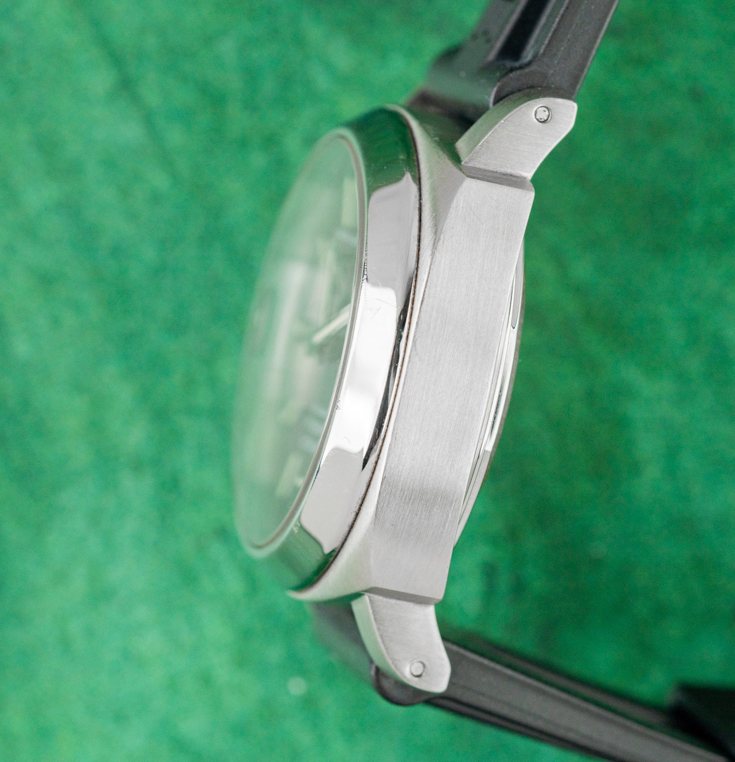 Panerai Luminor Power Reserve PAM00125 Black Dial Power Reserve Indicator - The Watch Business Sydney