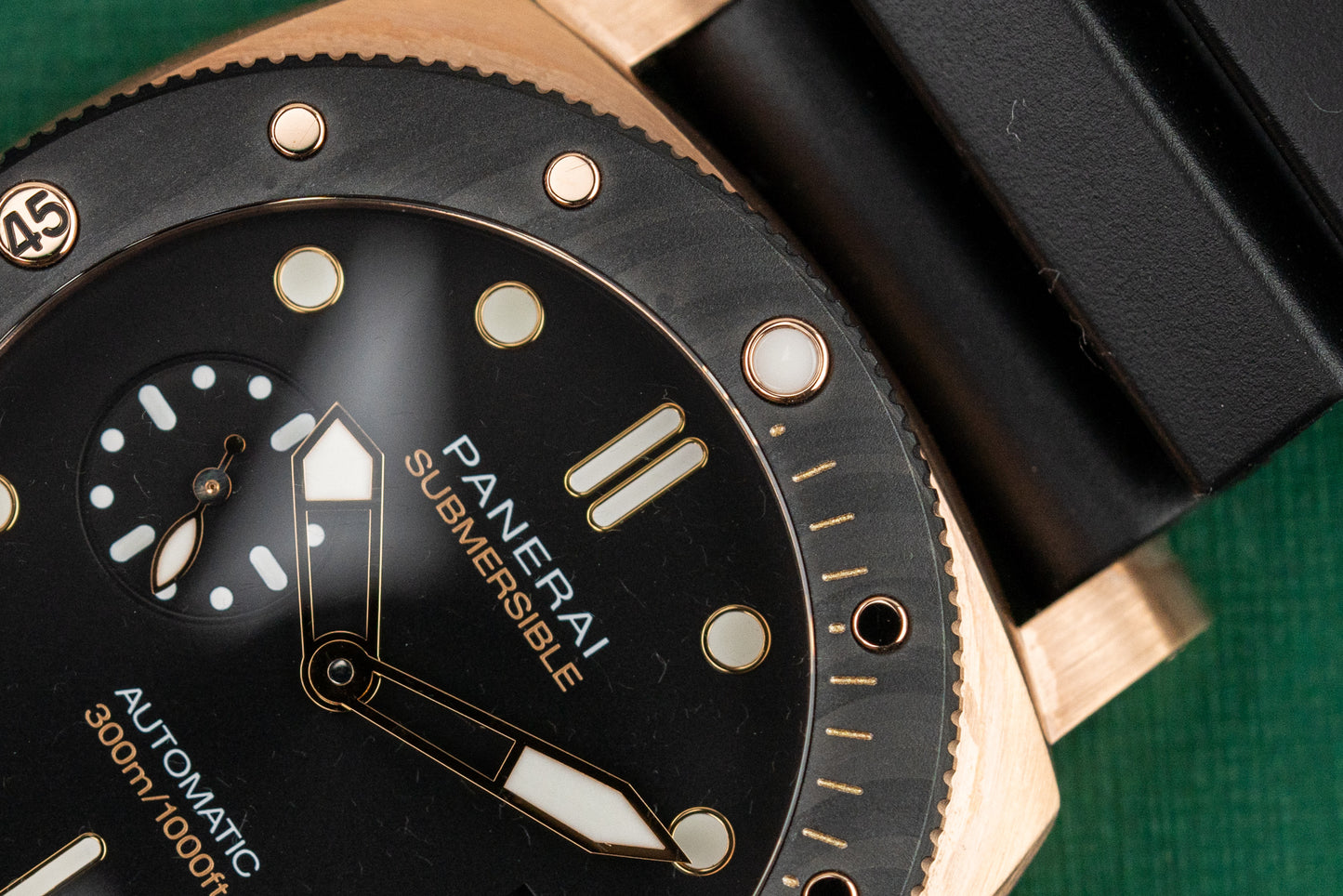 Panerai Submersible PAM01070 Goldtech 44mm Orocarbo 2023 Model