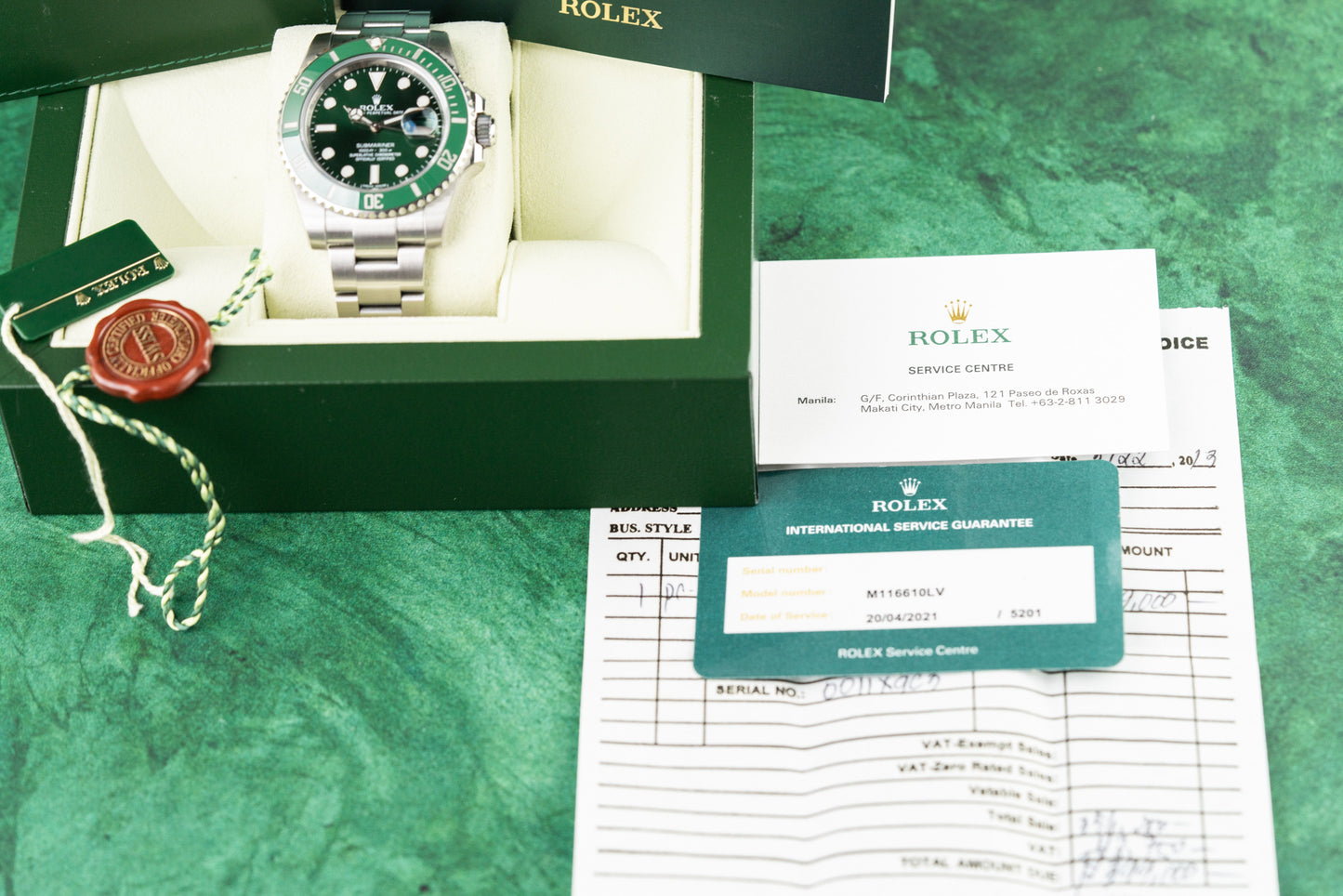 Rolex Submariner Date 116610LV Green Dial Green Bezel 'Hulk' Stainless Steel 2013 Model