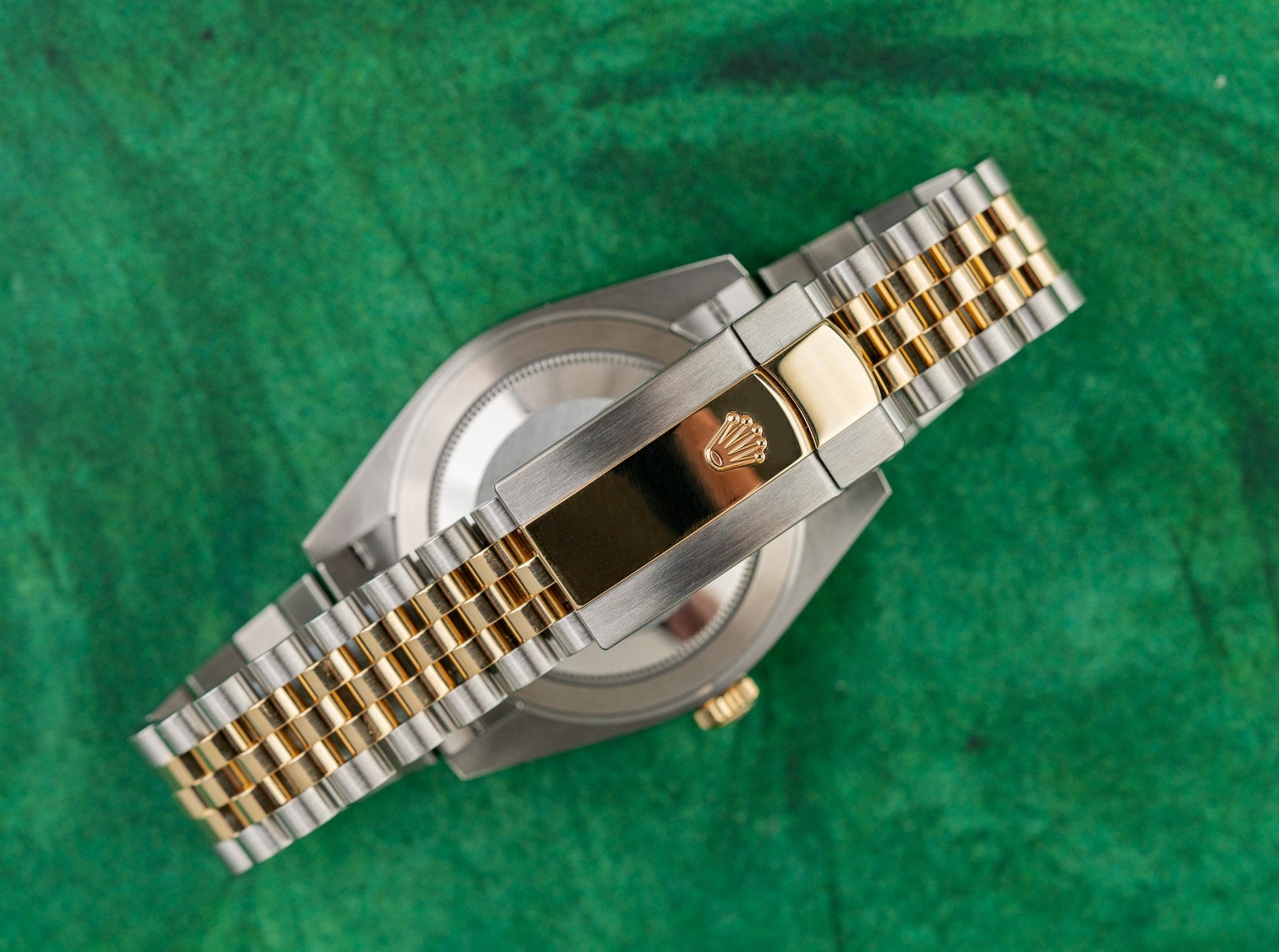 Rolex Datejust 41 Champagne Diamond Dial 126333 case and crown - The Watch Business