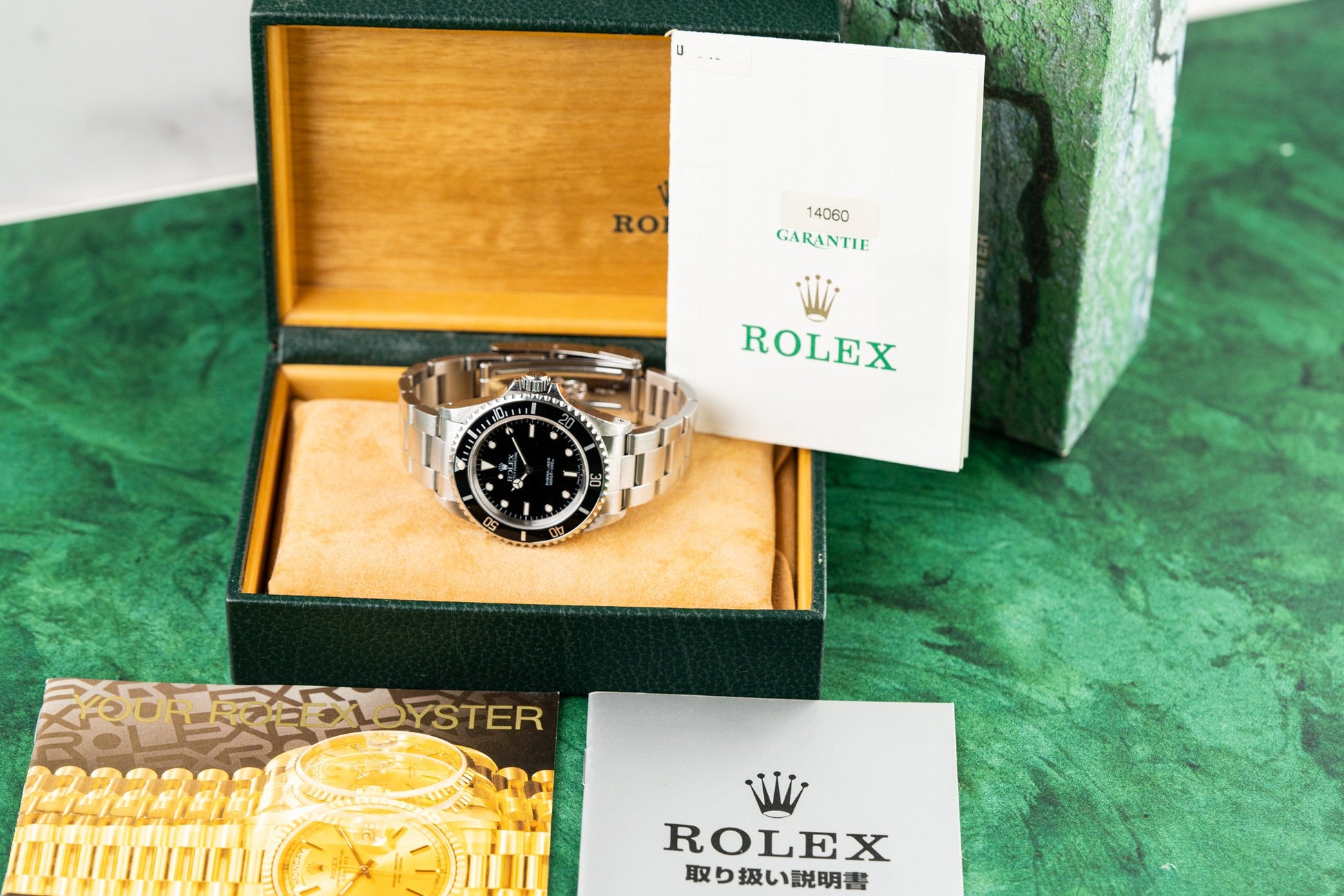 Rolex Submariner No Date 14060 Stainless Steel Black Dial 1998