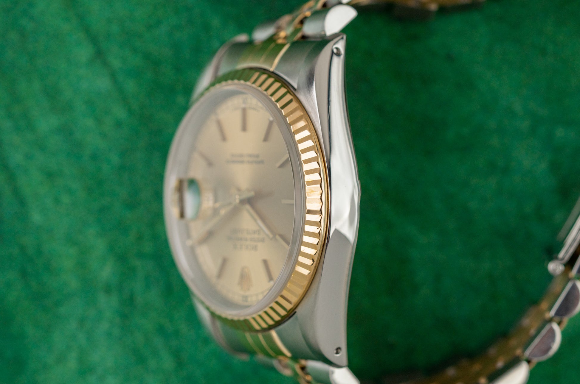 Rolex Datejust 36 Champagne Index Dial 16233 case and crown - The Watch Business