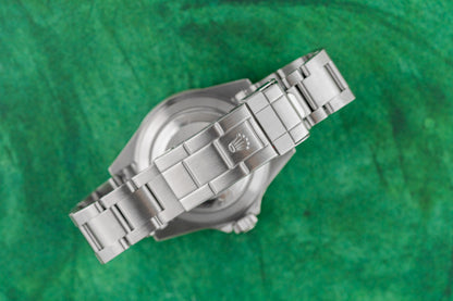 Rolex Submariner Date 16610 Stainless Steel No Holes Case - The Watch Business Sydney CBD