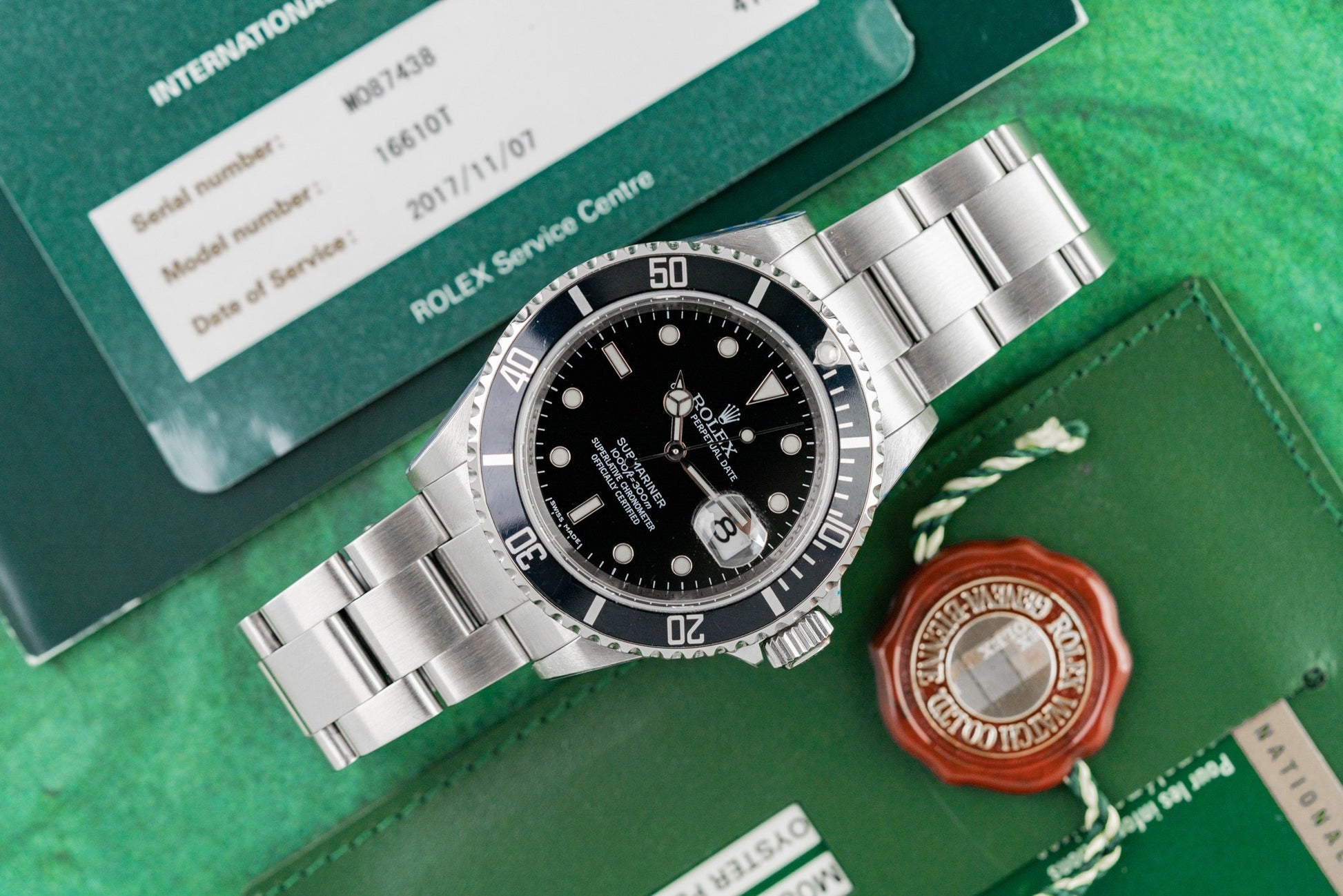 Rolex Submariner Date 16610 Black Dial Stainless Steel 2008 Model