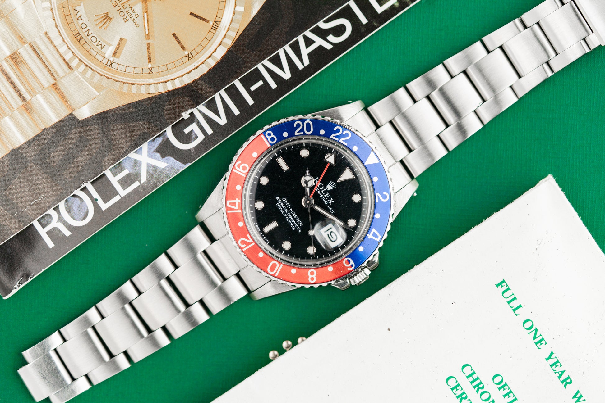 Rolex GMT-Master 'Pepsi Bezel' 16750 Stainless Steel 1987 Model