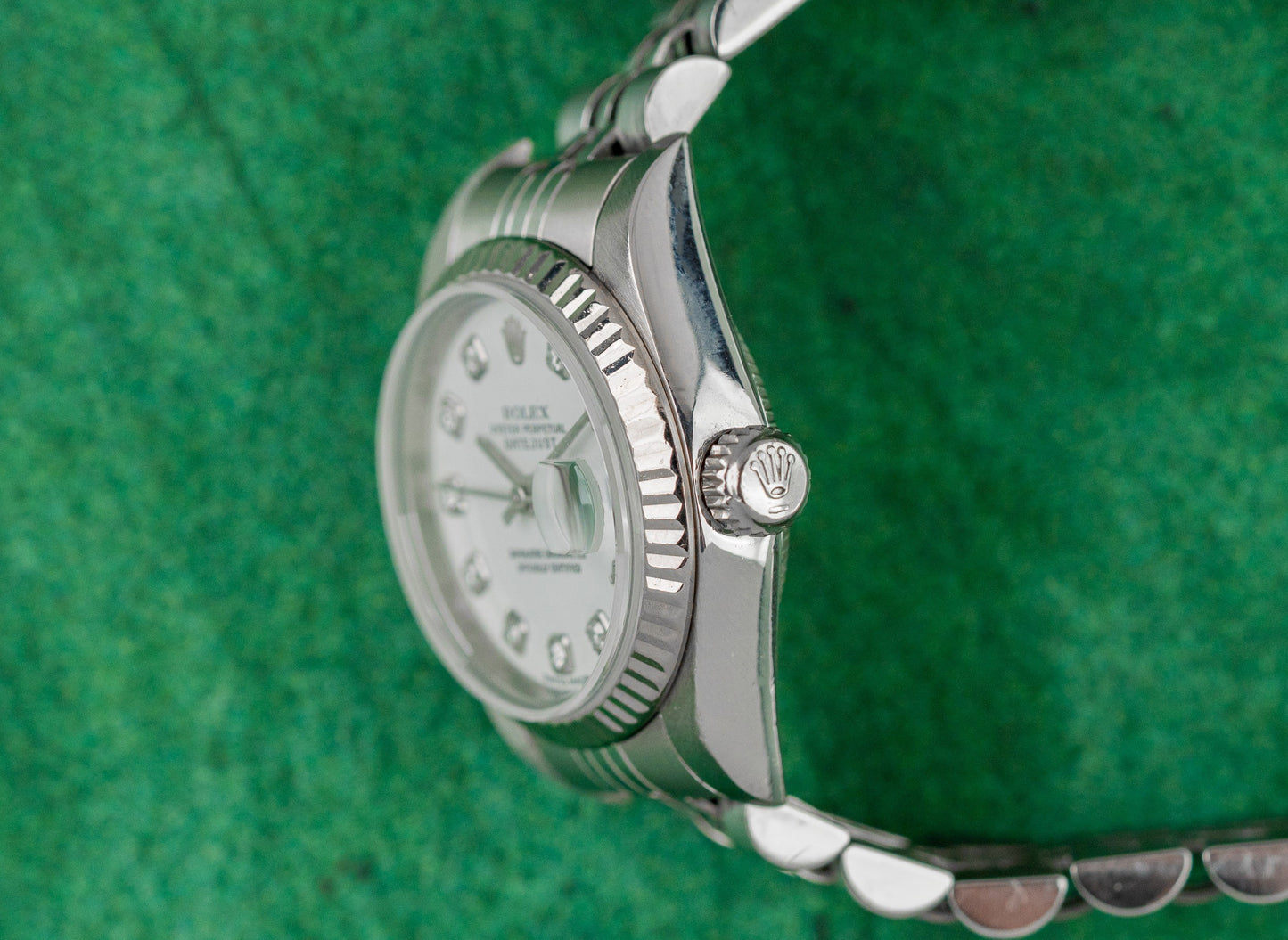 Rolex Lady-Datejust 26 79174 case and crown - The Watch Business
