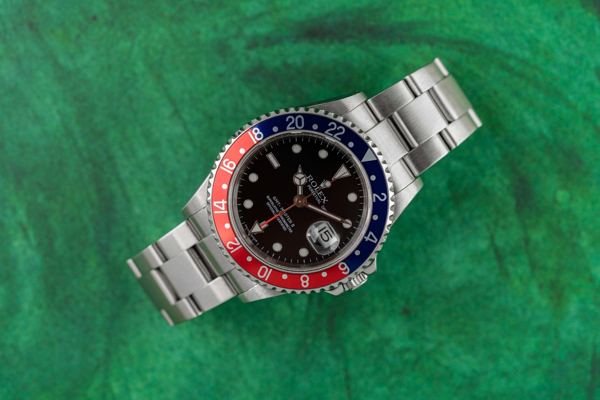 Rolex GMT Master II 'Pepsi' Bezel 16710 Stainless Steel 2006 Model