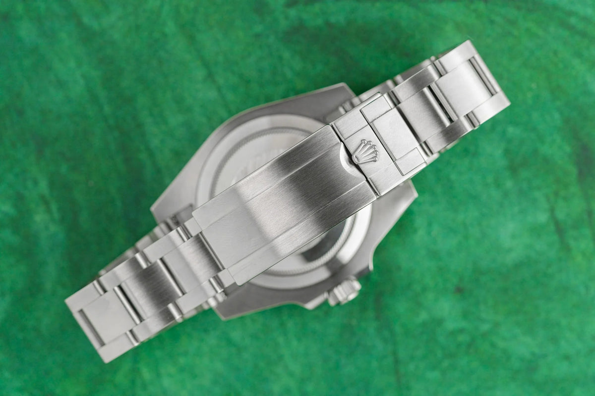 Rolex Submariner Date 116610LN Black Dial Oyster Bracelet Glidelock Clasp - The Watch Business Sydney CBD