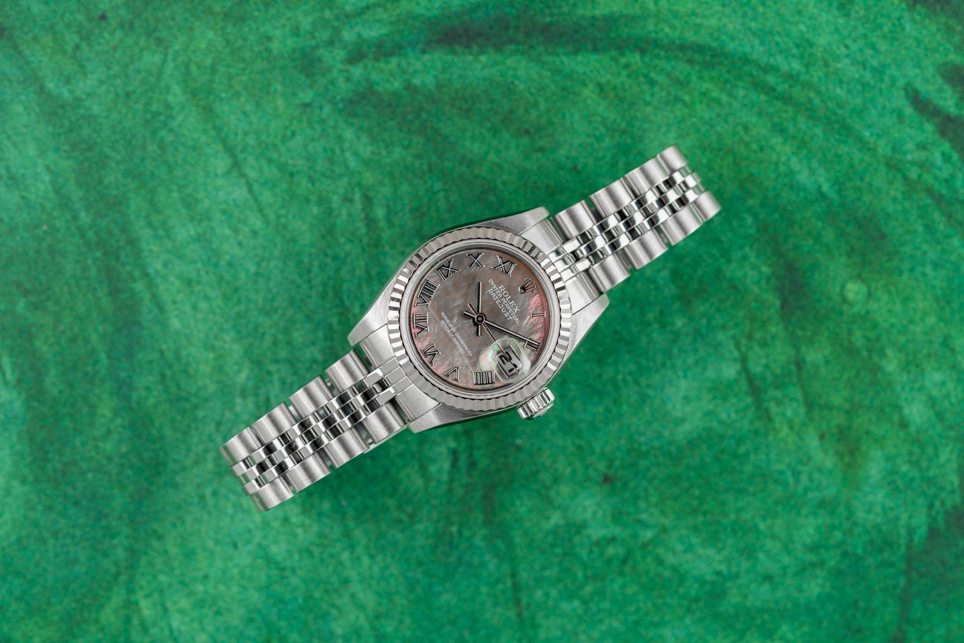Rolex Lady-Datejust 26 Mother Of Pearl Dial 79174 Stainless Steel 2003 Model