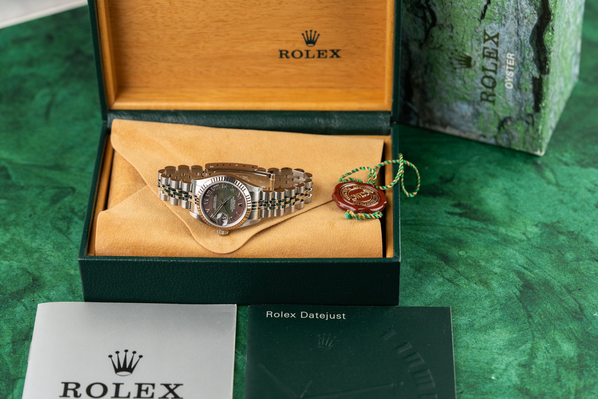 Rolex Lady-Datejust 26 Mother Of Pearl Dial 79174 Stainless Steel 2003 Model