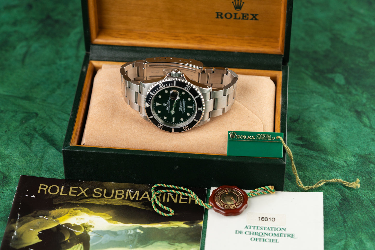 Rolex Submariner Date 16610 Black Dial Stainless Steel 2001 Model