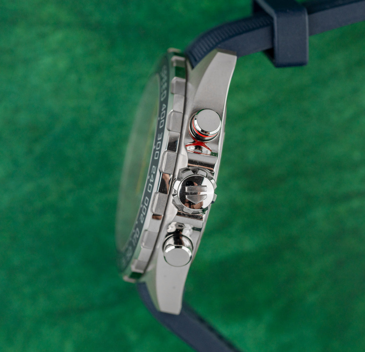 TAG Heuer Formula 1 Red Bull Racing CAZ101AL Blue Dial Chronograph Pushers and Crown - The Watch Business Sydney