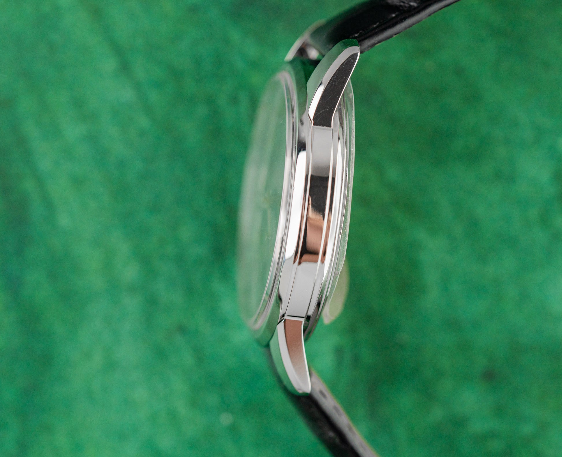 Longines Conquest Heritage L1.645.4.524 Black Dial Stainless Steel 2023 Model caseback - Pre-Owned Sydney